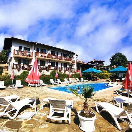 Family Complex Krisbo Hotel Donkovtsi Exterior foto