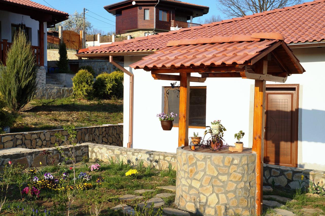 Family Complex Krisbo Hotel Donkovtsi Exterior foto
