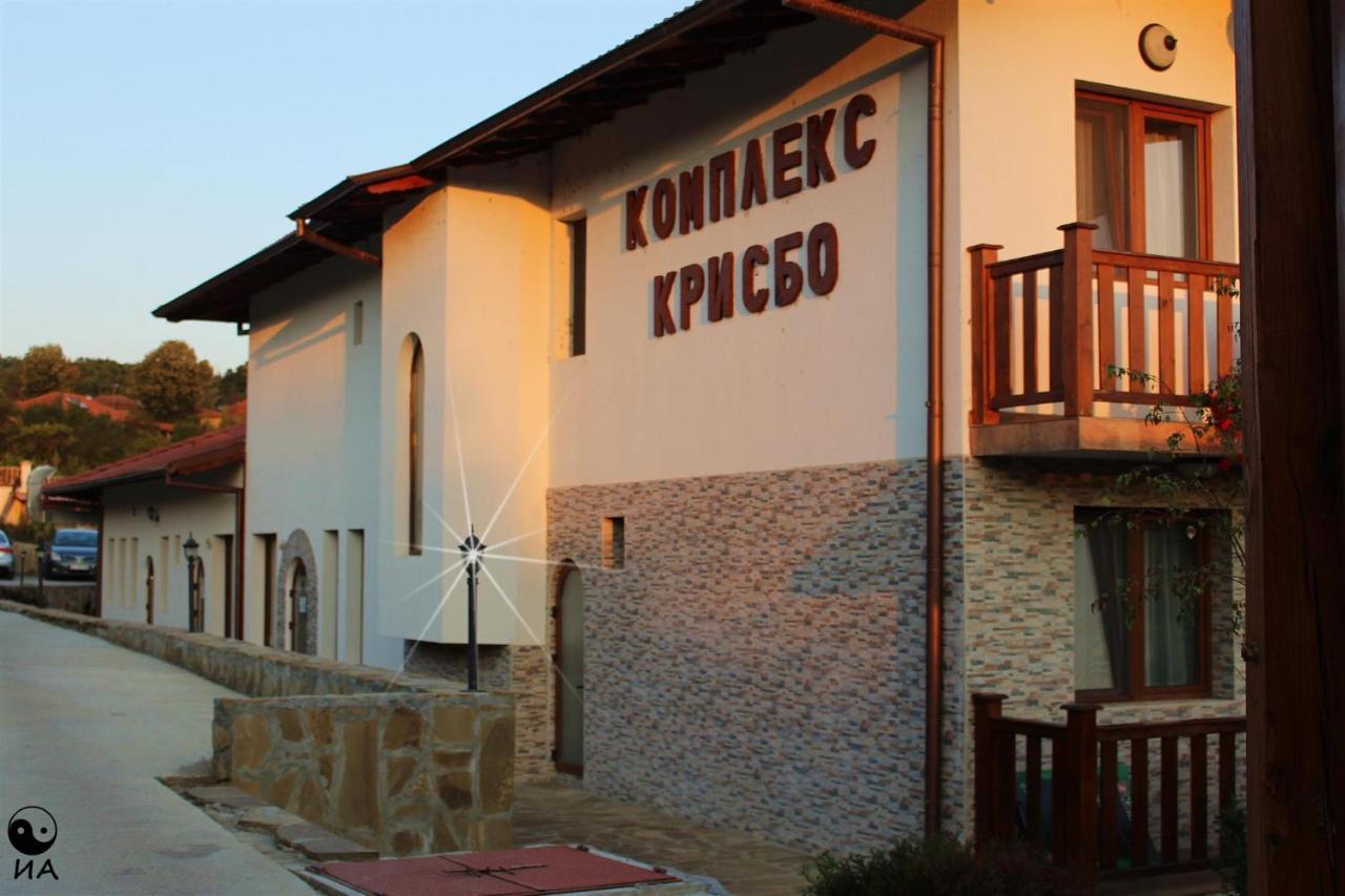 Family Complex Krisbo Hotel Donkovtsi Exterior foto